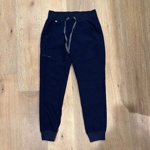 Fig Zamora jogger